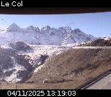 Caméra routière France - D1091, à proximité du col du Lautaret. Vue multiple entre le Refuge du Lautaret, la route vers Briançon et la route vers le Lautaret