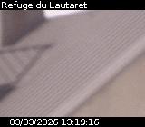Caméra routière France - D1091, à proximité du col du Lautaret. Vue multiple entre le Refuge du Lautaret, la route vers Briançon et la route vers le Lautaret