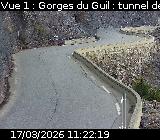 Webcam sur la D902 au niveau des Gorges du Guil. Caméra située à l'entrée du Tunnel des Roches Violettes. Vue orientée vers Guillestre