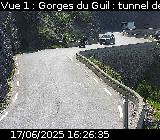 Webcam sur la D902 au niveau des Gorges du Guil. Caméra située à l'entrée du Tunnel des Roches Violettes. Vue orientée vers Guillestre