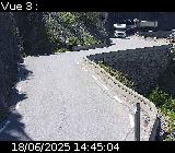 Webcam sur la D902 au niveau des Gorges du Guil. Caméra située à l'entrée du Tunnel des Roches Violettes. Vue orientée vers Guillestre