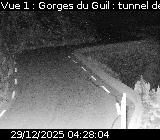 Webcam sur la D902 au niveau des Gorges du Guil. Caméra située à l'entrée du Tunnel des Roches Violettes. Vue orientée vers Guillestre