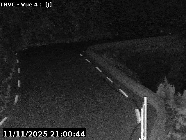 <h2>Webcam sur la D902 au niveau des Gorges du Guil. Caméra située à l'entrée du Tunnel des Roches Violettes. Vue orientée vers Guillestre</h2>