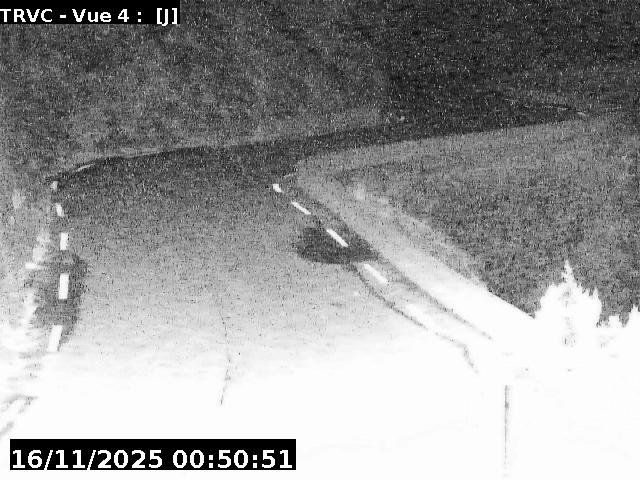 <h2>Webcam sur la D902 au niveau des Gorges du Guil. Caméra située à l'entrée du Tunnel des Roches Violettes. Vue orientée vers Guillestre</h2>