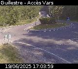 <h2>Webcam sur la D902 à Guillestre sur la route qui mène à la station de ski de Vars. Caméra située au niveau du rond-point à l'intersection avec la D902A</h2>