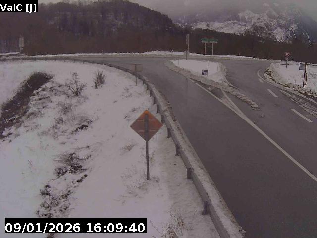 <h2>Webcam à Saint-Firmin à la jonction entre la N85 et la D985A. Vue orientée vers Gap et Grenoble.</h2>